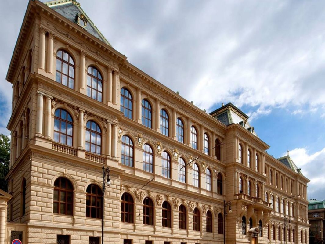 Пражский Музей Декоративного Искусства 