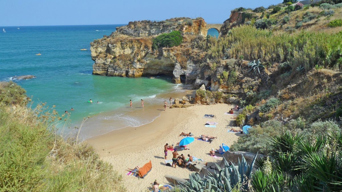 Пляж «Прайя-да-Батата»