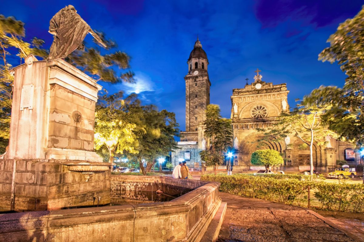 Интрамурос