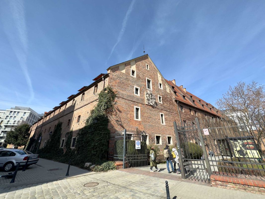 Военный музей во Вроцлаве