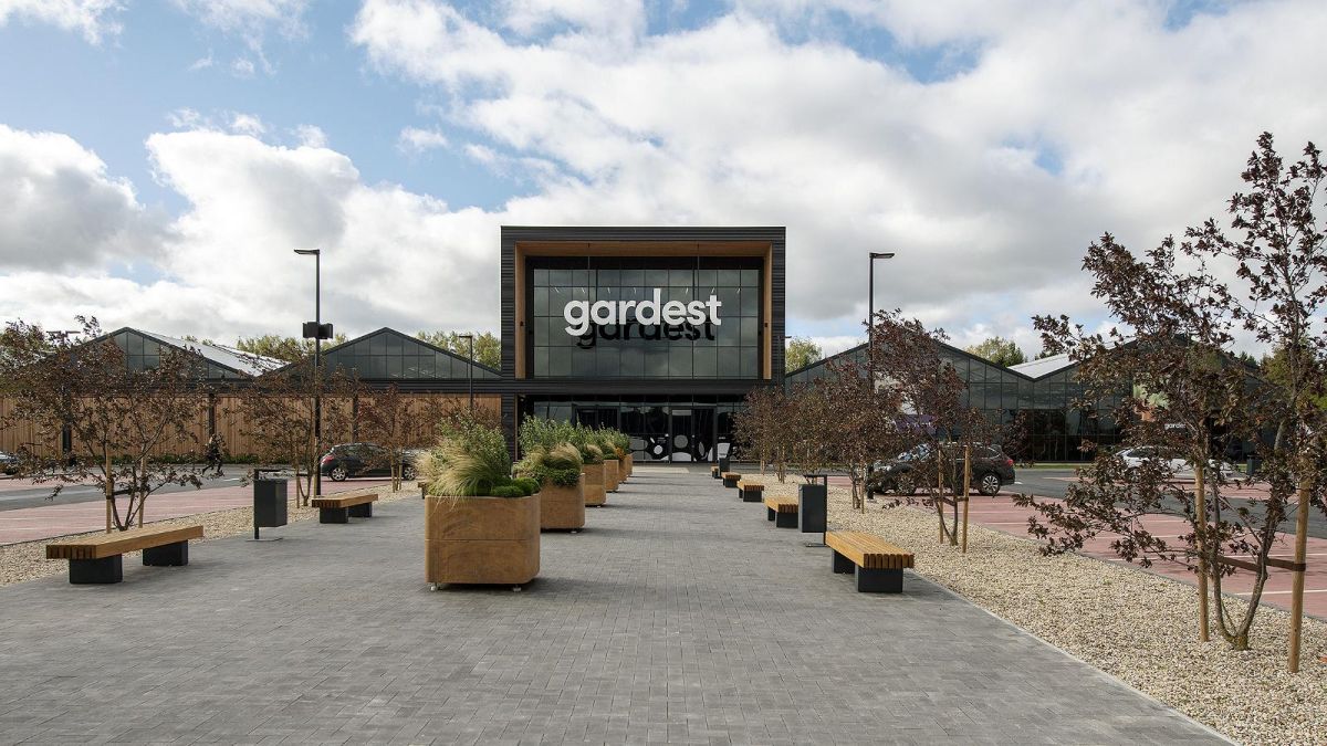 Домашний и садоводческий центр Gardest