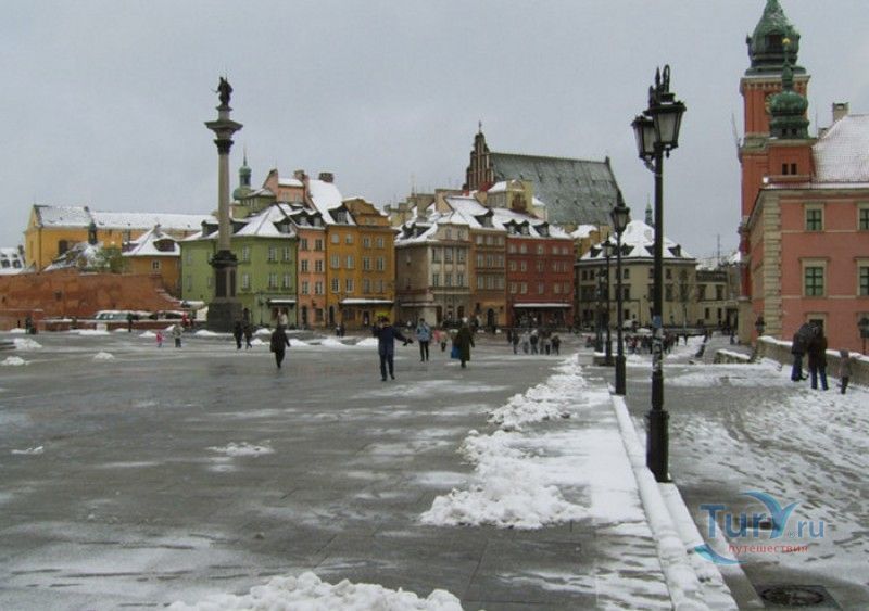 Замковая Площадь