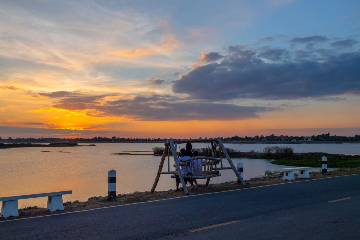 Озеро Каенг Ленг Чан (Kaeng Leng Chan)