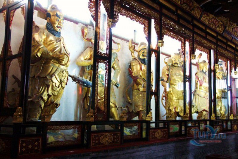 Храм Таинства (Храм Сюаньмяогуань)