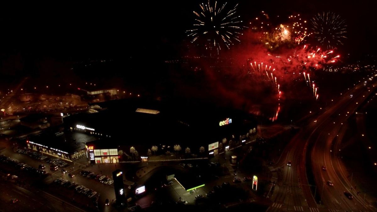 Центр торговли и досуга Eeden