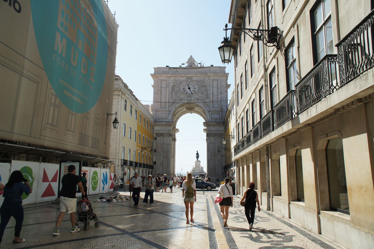 Руа Аугушта (Rua Augusta)