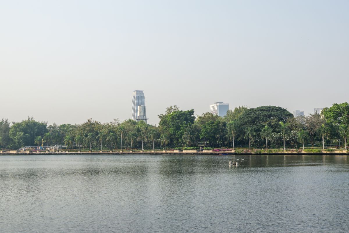 Бенчакити Парк