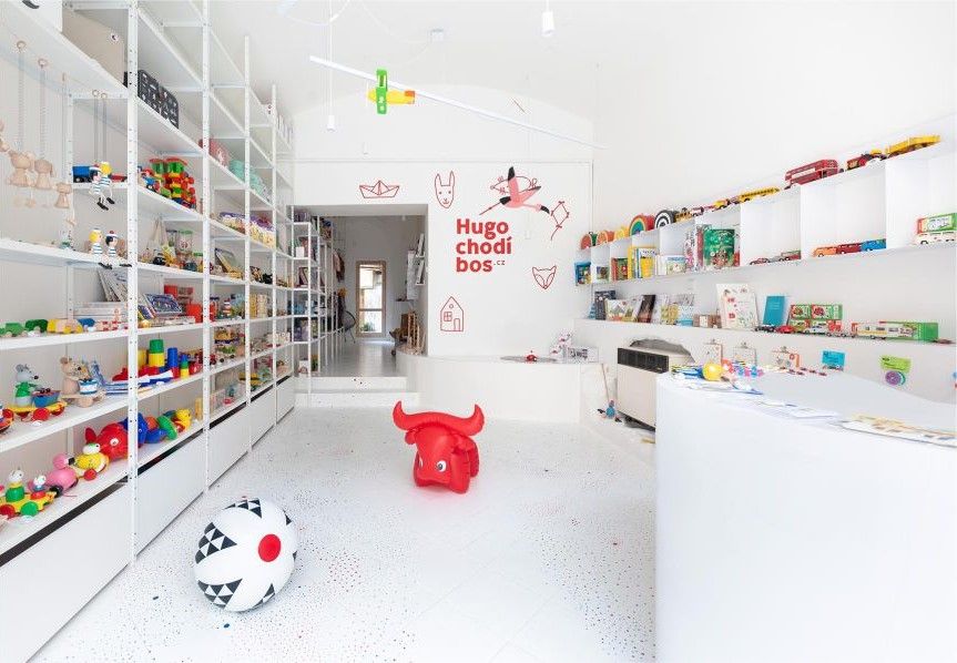 Хуго ходит босиком (Hugo chodí bos)