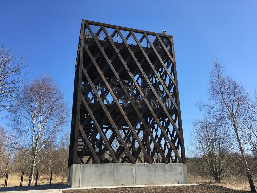 Смотровая вышка для наблюдения за птицами в Мустйыэ