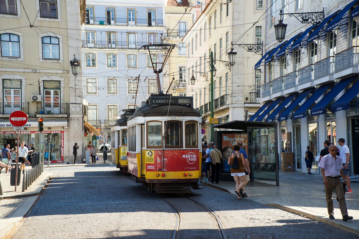 Площадь Коммерции (Praça do Comércio)