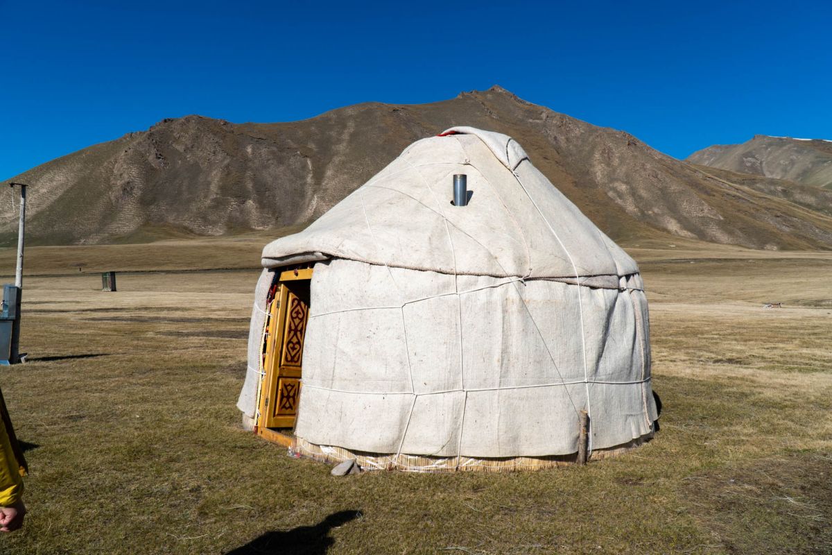 Jyrgal's Yurt Camp