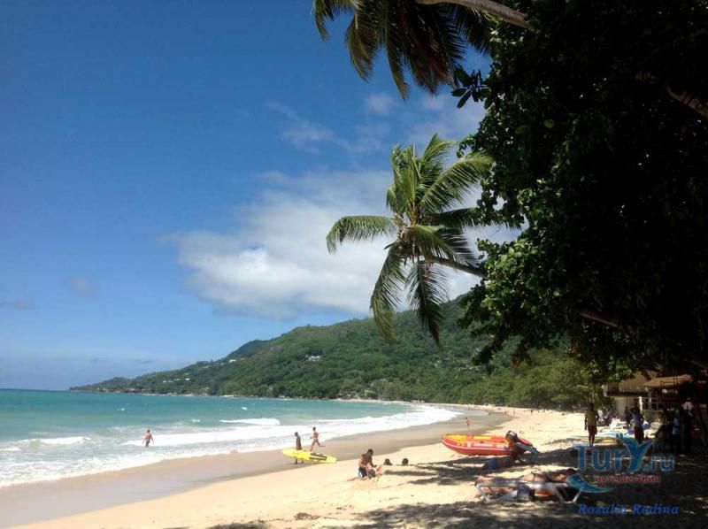 Пляжи острова Маэ