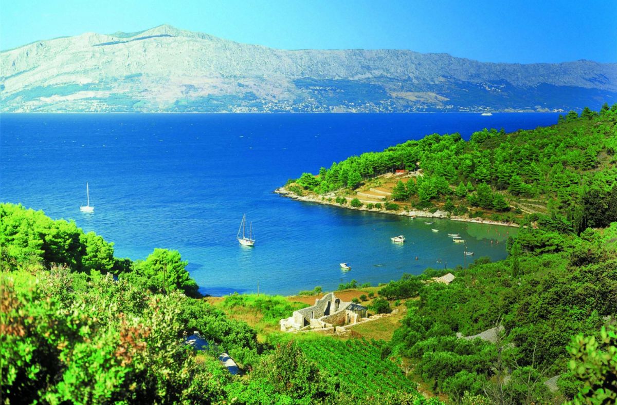 Залив Ловречина