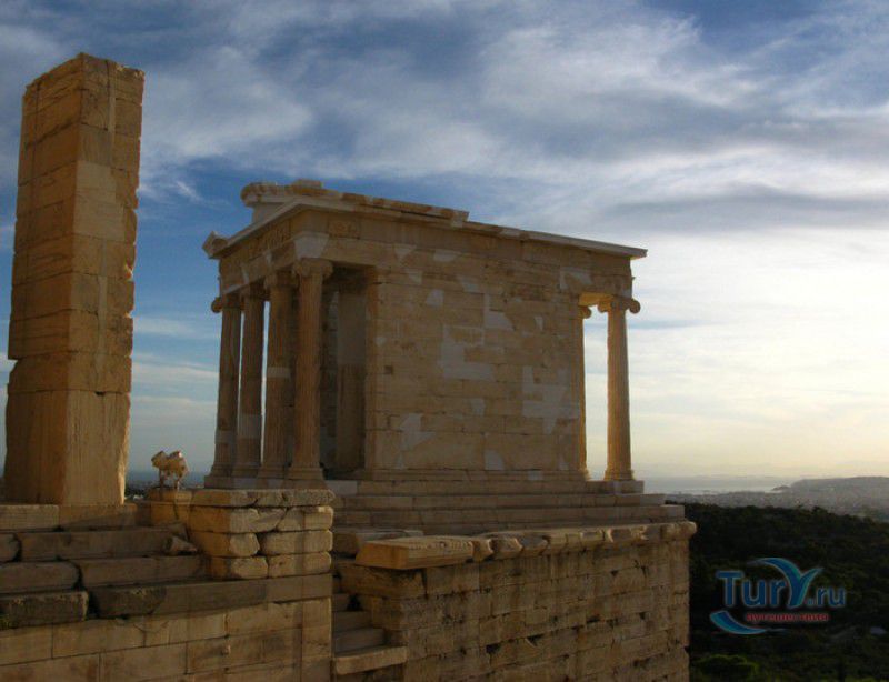 Храм Ники Аптерос