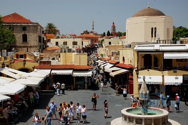 Улица Сократа 