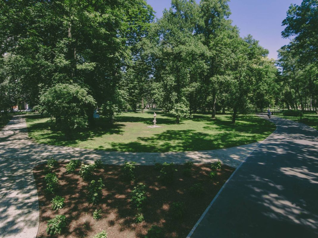 Краковский парк им. Марека Гжехуты