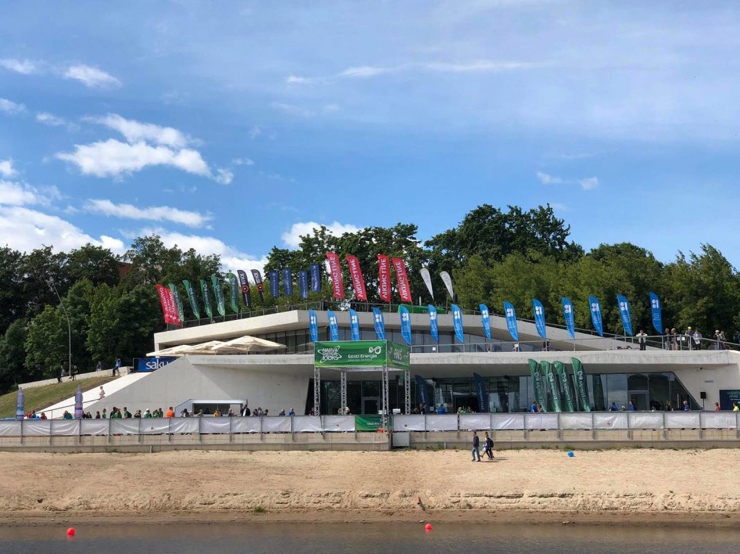 Зона отдыха и пляж Йоаорг в Нарве