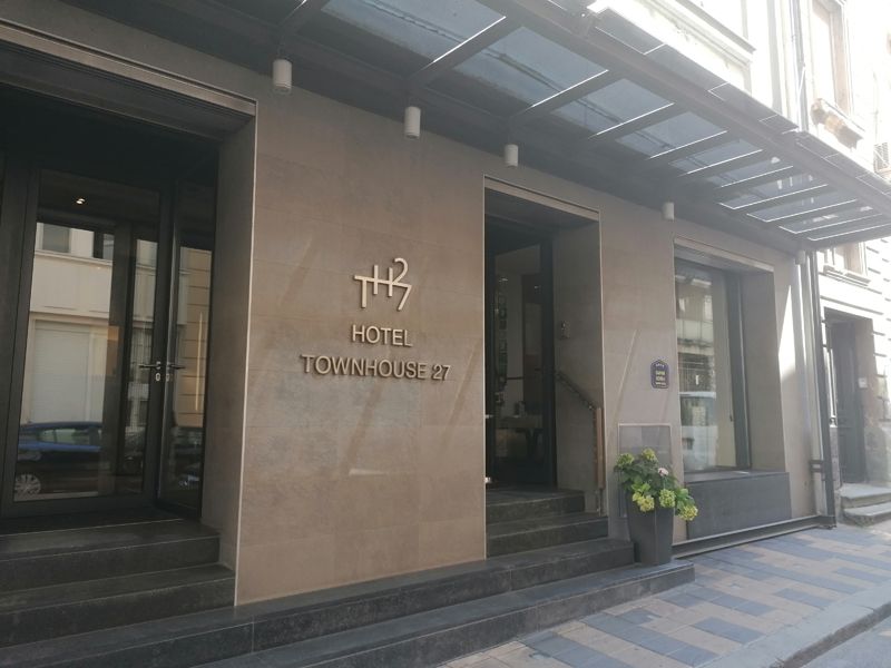 Townhouse 27 Hotel