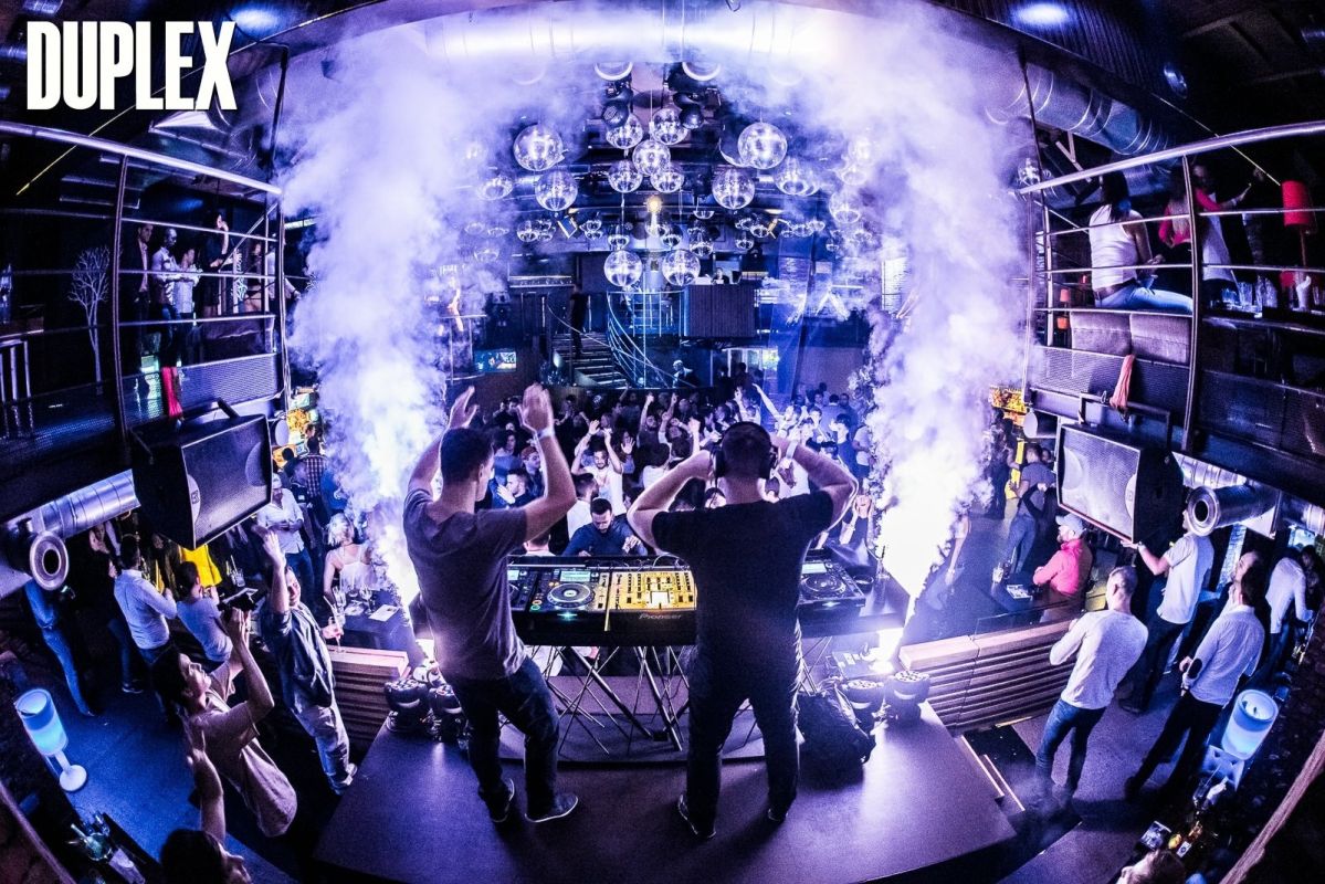 Duplex Dine & Dance