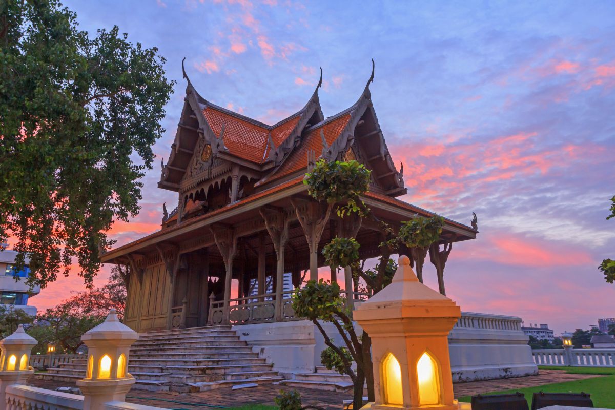 Парк Сантичайпракарн