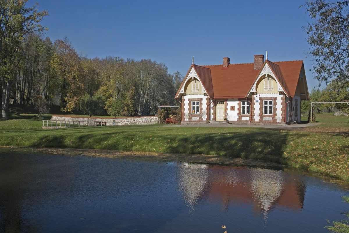 Дом садовника усадьбы Луке