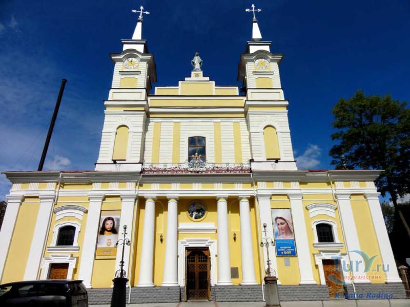 Памятник Иоанну Павлу II в Житомире