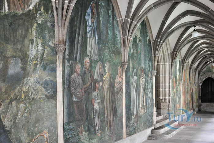 Церковь Фраумюнстер