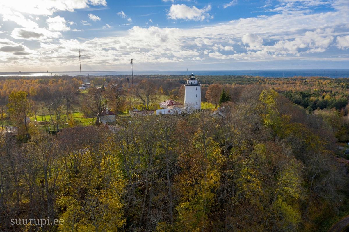 Верхний маяк Суурупи