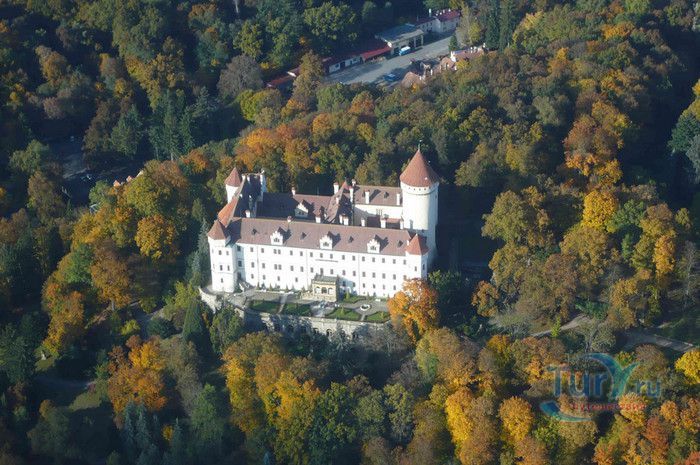 Замок Конопиште