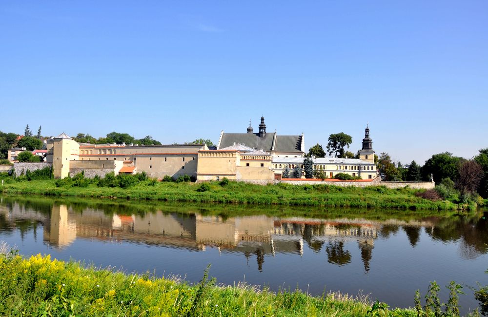 Костел сестер норбертанок