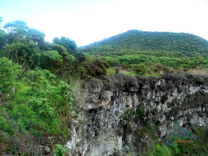 Кратеры-Близнецы Los Gemelos на о.Санта-Крус