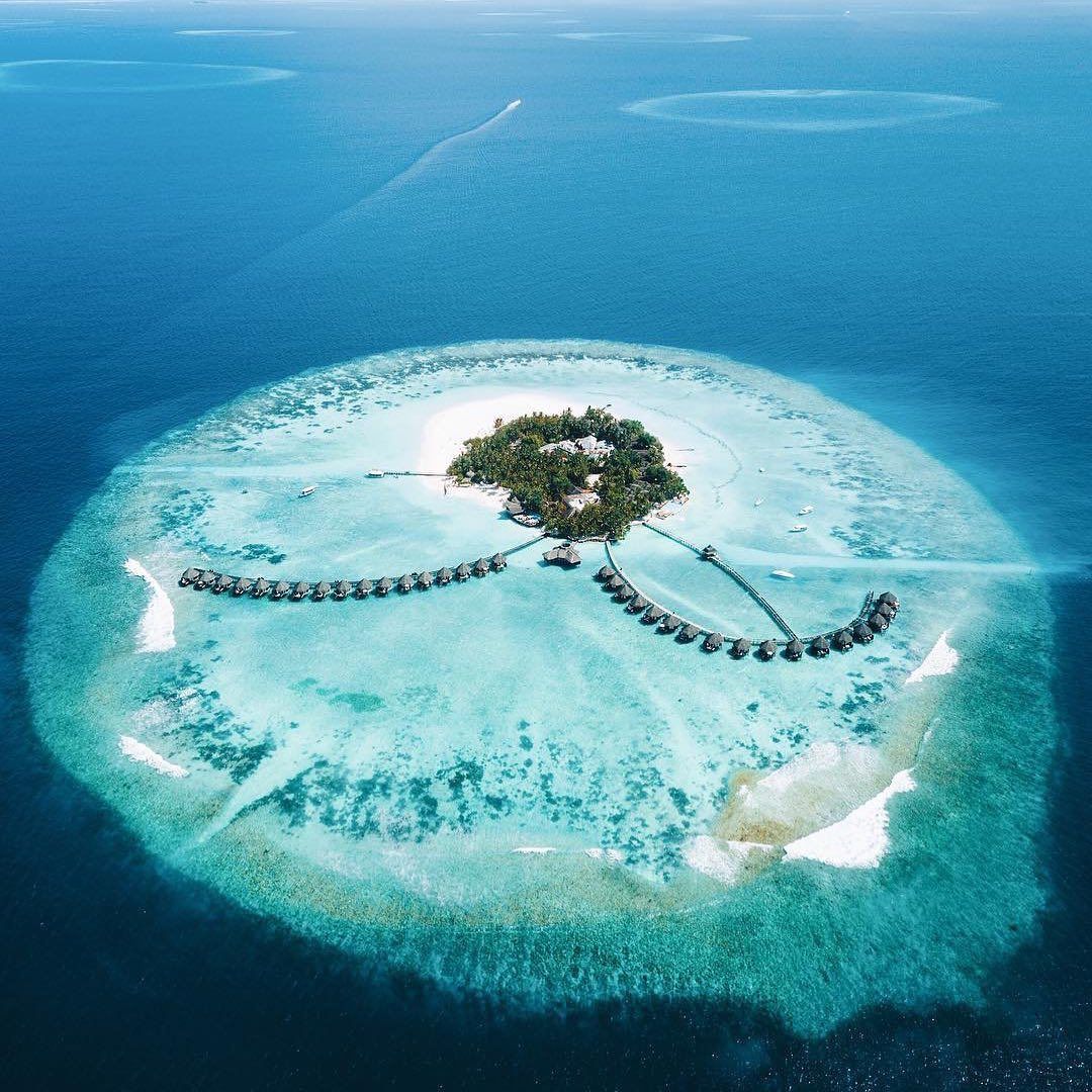 Разговор с Эриком Сухаитом — туристом, посетившим 94 курорта на Мальдивах