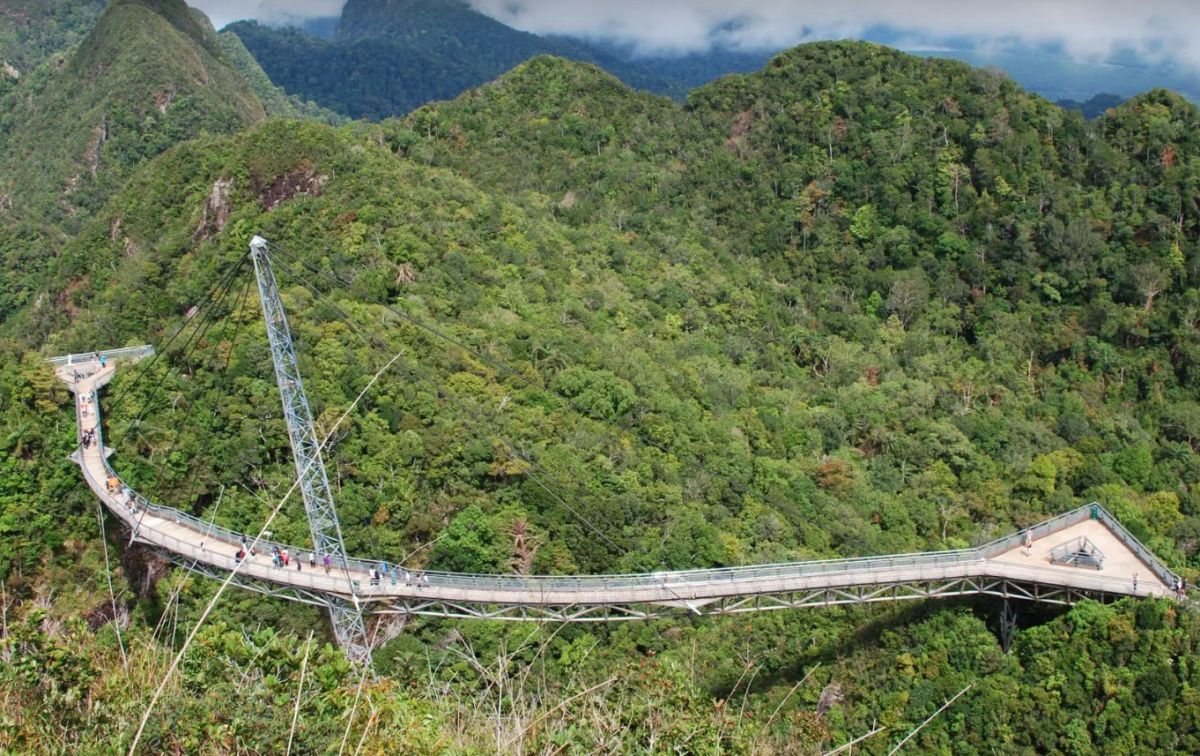 Небесный мост Лангкави