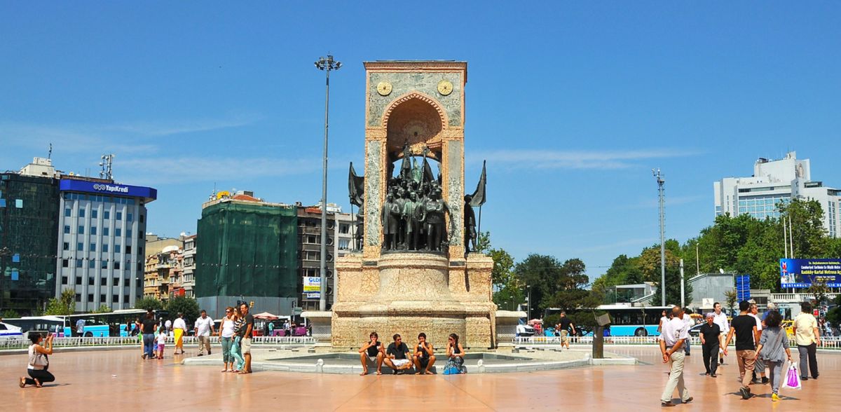 Памятник Республики