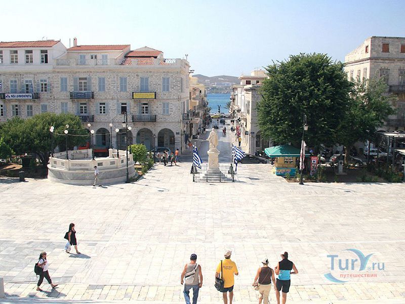 Площадь Миаулиса