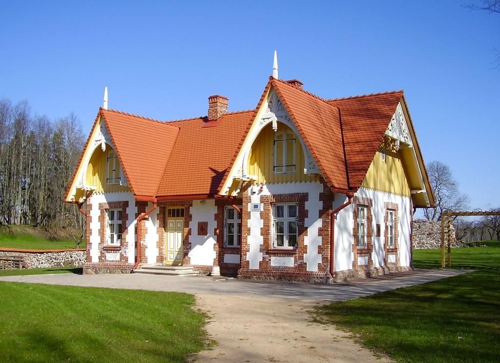 Поместье и усадебный парк Луке