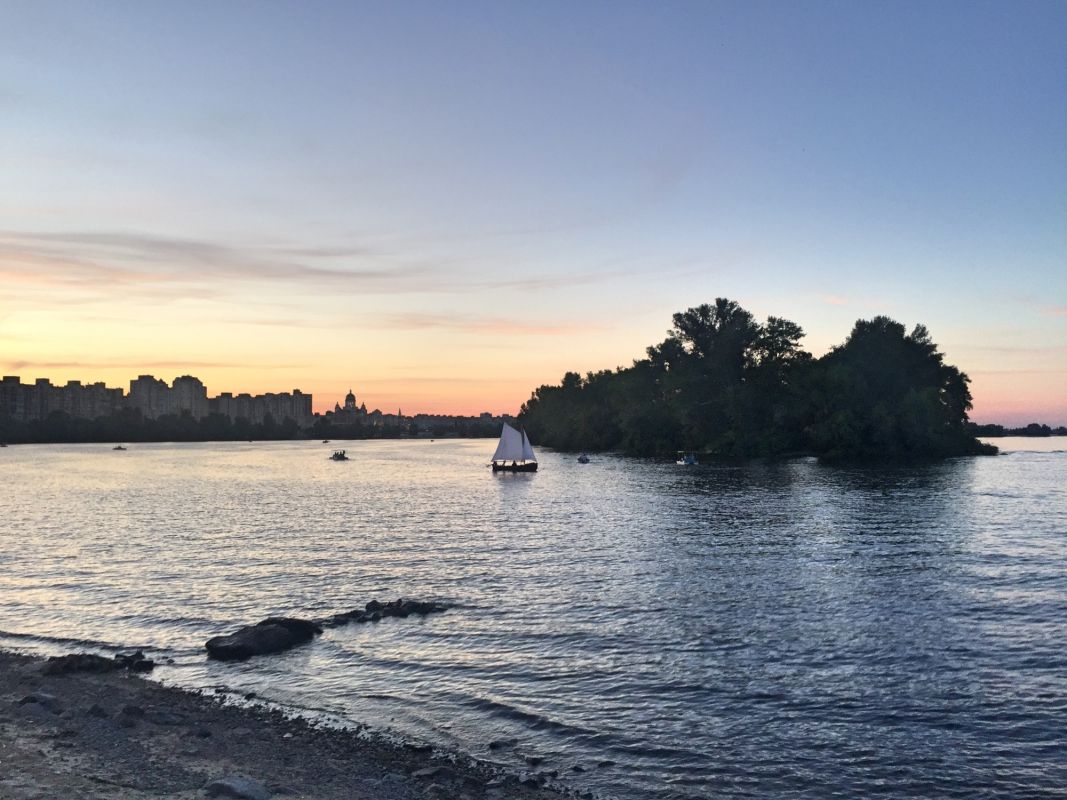 Оболонская набережная