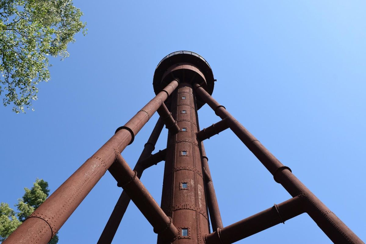 Маяк острова Рухну