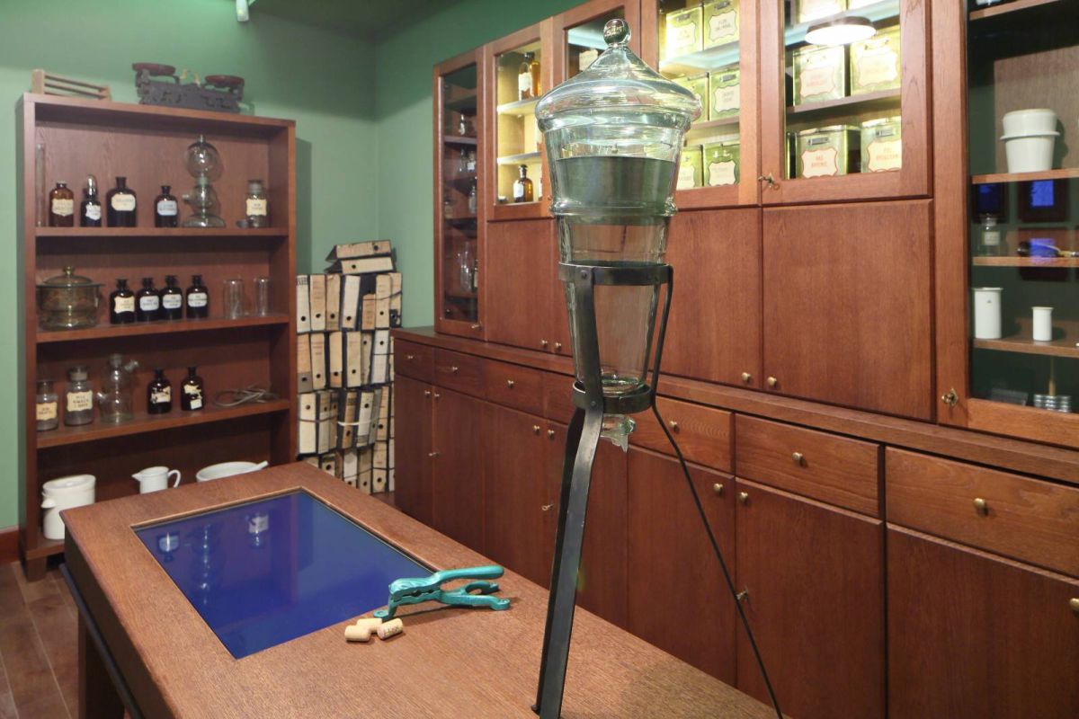 Аптека Под Орлом