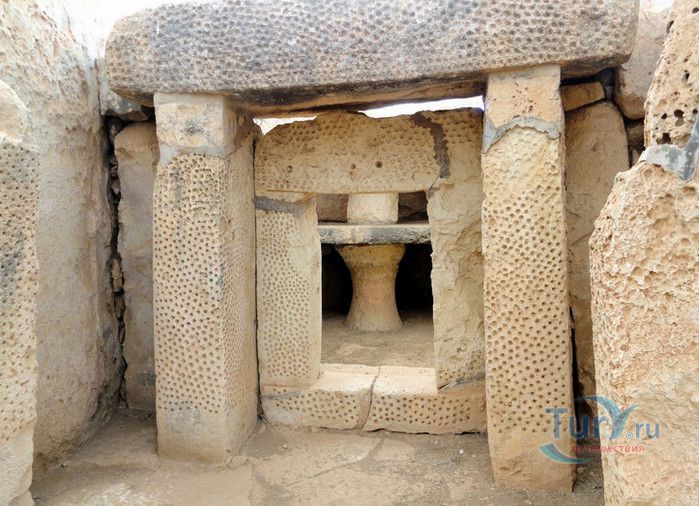 Храм Хагар Ким