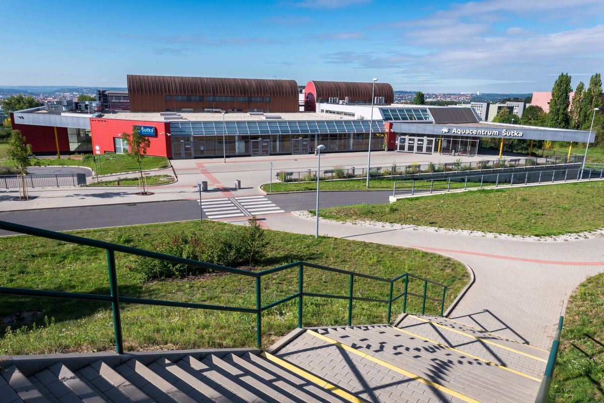 Отель Aquacentrum Šutka