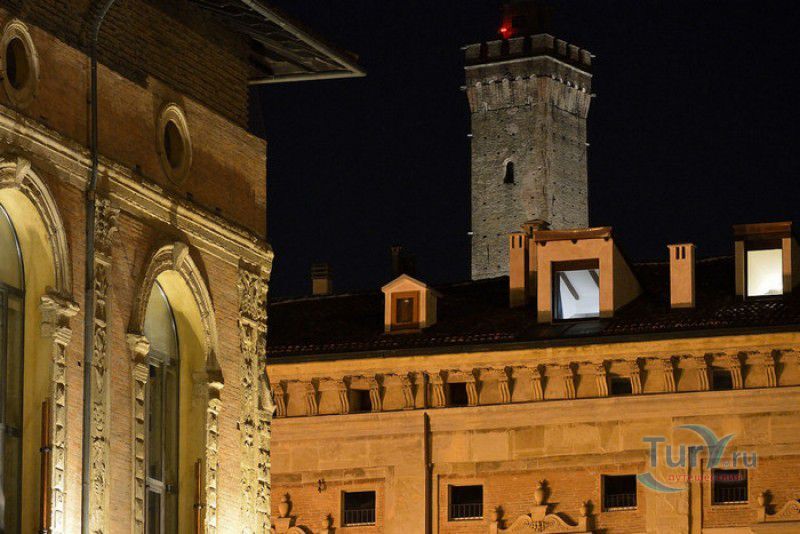 Пьяцца Маджоре