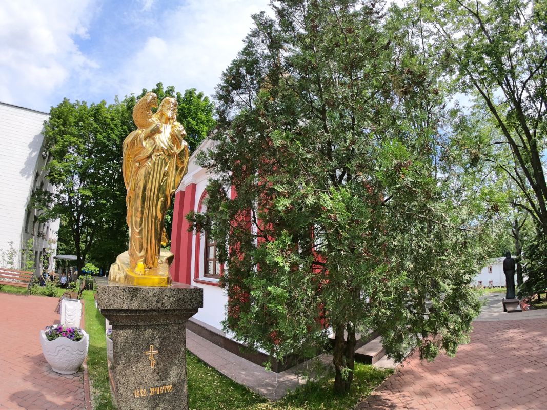 Часовня Георгия Победоносца на территории МАУП