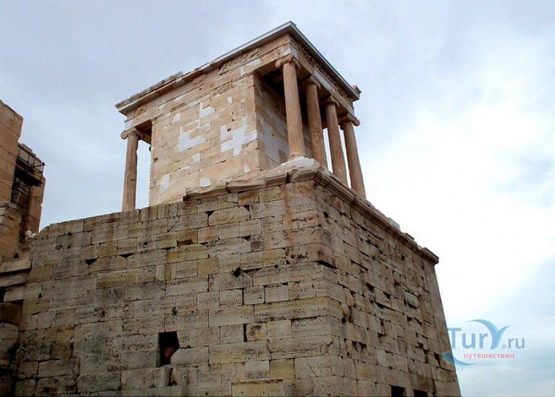 Храм Ники Аптерос