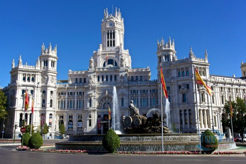 Культурный Центр CentroCentro (Дворец Сибелес)