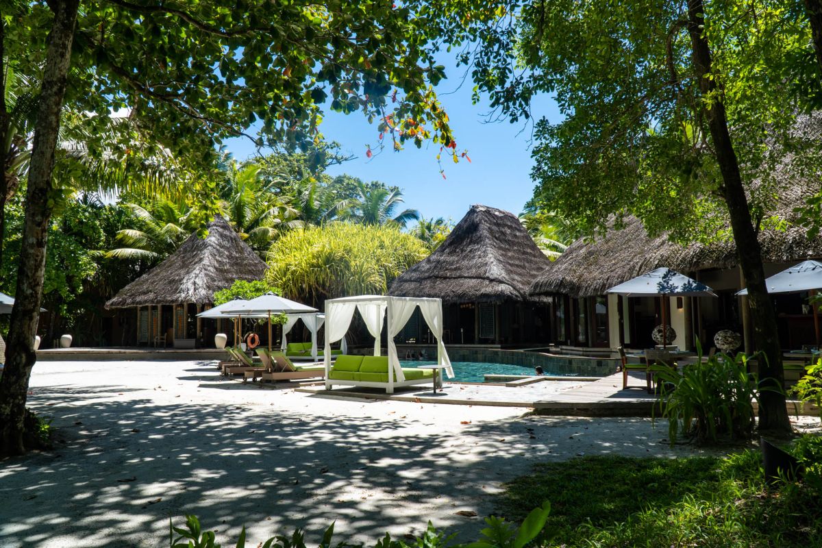 Пляж Порт-Лаунай